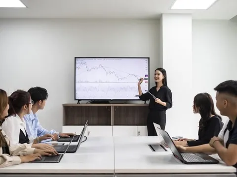 Ngân hàng và Tài chính tuyển dụng mạnh giữa năm 2026: Cần người học ngành gì?